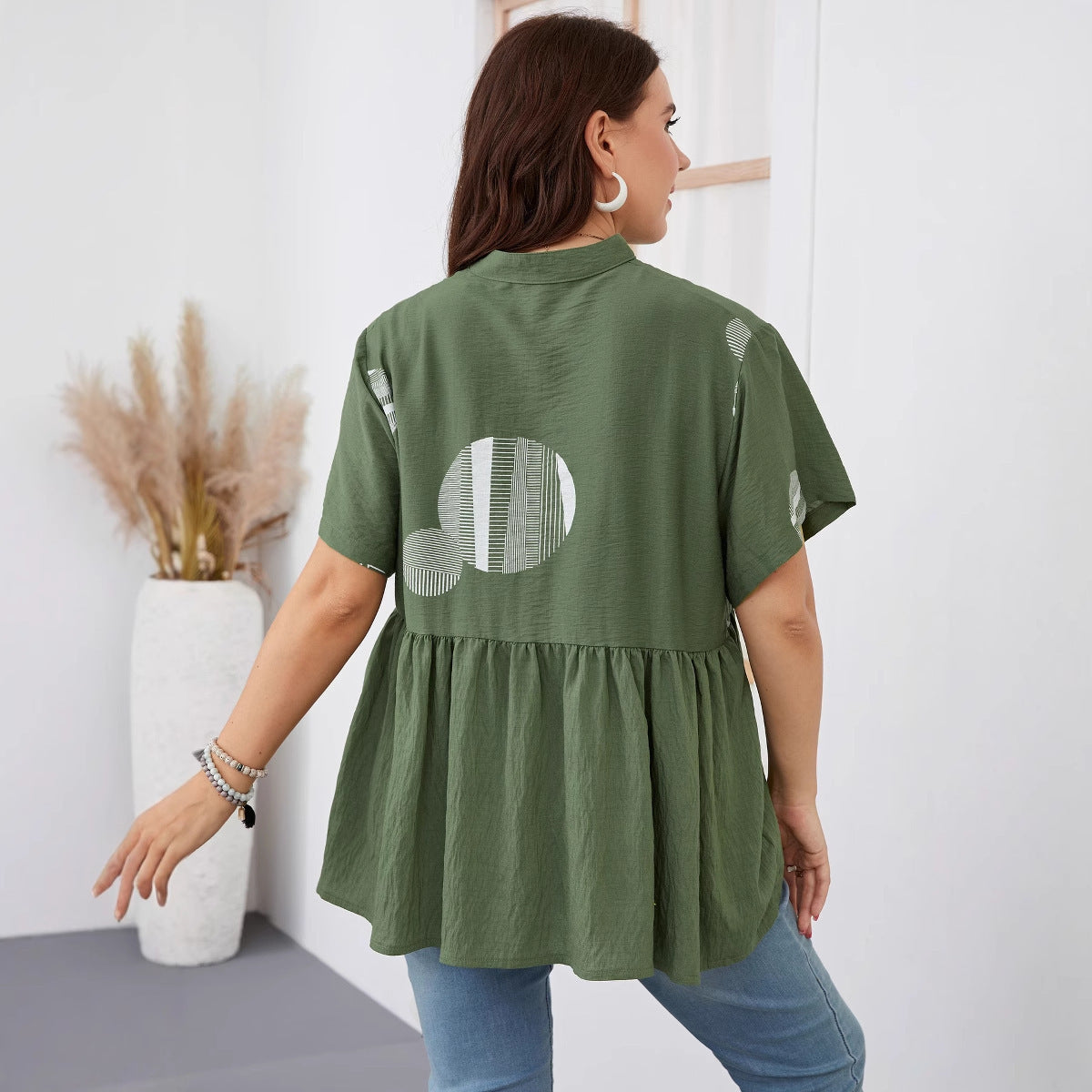 Women&#39;s Slim-fit Ruffled Short-sleeved Shirt