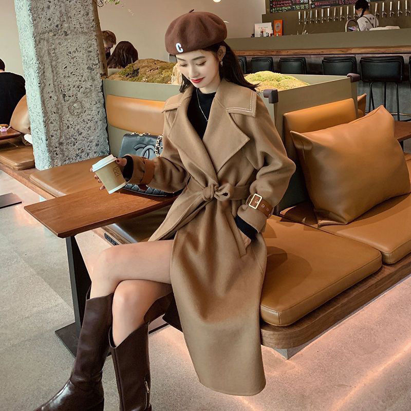 Mid-length Women&#39;s Elegant Woolen Overcoat